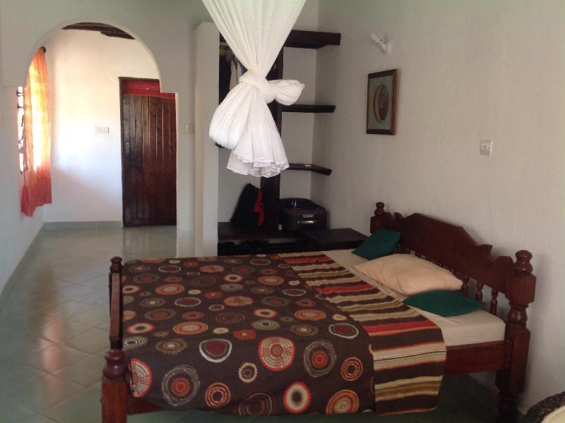 Queen K Cottages Watamu At Chrystal Homes Экстерьер фото